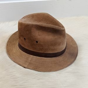 Vintage Country Gentleman Brown Suede 